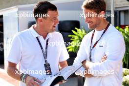 (L to R): Will Buxton (GBR) F1 Digital Presenter with Romain Grosjean (FRA) IndyCar Driver. 19.10.2024. Formula 1 World Championship, Rd 19, United States Grand Prix, Austin, Texas, USA, Sprint and Qualifying Day.