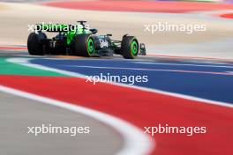 Valtteri Bottas (FIN) Sauber C44. 19.10.2024. Formula 1 World Championship, Rd 19, United States Grand Prix, Austin, Texas, USA, Sprint and Qualifying Day.