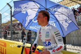 Liam Lawson (NZL) RB on the grid. 19.10.2024. Formula 1 World Championship, Rd 19, United States Grand Prix, Austin, Texas, USA, Sprint and Qualifying Day.