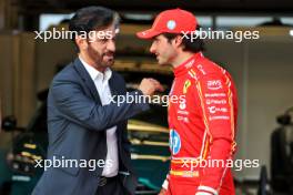 (L to R): Mohammed Bin Sulayem (UAE) FIA President with third placed Carlos Sainz Jr (ESP) Ferrari in qualifying parc ferme. 19.10.2024. Formula 1 World Championship, Rd 19, United States Grand Prix, Austin, Texas, USA, Sprint and Qualifying Day.