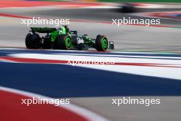 Zhou Guanyu (CHN) Sauber C44. 19.10.2024. Formula 1 World Championship, Rd 19, United States Grand Prix, Austin, Texas, USA, Sprint and Qualifying Day.