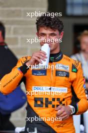 Pole sitter Lando Norris (GBR) McLaren in qualifying parc ferme. 19.10.2024. Formula 1 World Championship, Rd 19, United States Grand Prix, Austin, Texas, USA, Sprint and Qualifying Day.