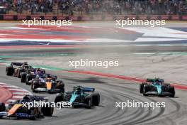 Fernando Alonso (ESP) Aston Martin F1 Team AMR24 runs wide at the start of Sprint. 19.10.2024. Formula 1 World Championship, Rd 19, United States Grand Prix, Austin, Texas, USA, Sprint and Qualifying Day.