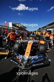 Lando Norris (GBR) McLaren MCL38 on the grid. 19.10.2024. Formula 1 World Championship, Rd 19, United States Grand Prix, Austin, Texas, USA, Sprint and Qualifying Day.