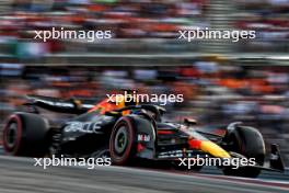 Max Verstappen (NLD) Red Bull Racing RB20. 19.10.2024. Formula 1 World Championship, Rd 19, United States Grand Prix, Austin, Texas, USA, Sprint and Qualifying Day.