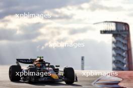 Sergio Perez (MEX) Red Bull Racing RB20. 19.10.2024. Formula 1 World Championship, Rd 19, United States Grand Prix, Austin, Texas, USA, Sprint and Qualifying Day.