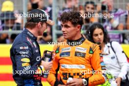 (L to R): Race winner Max Verstappen (NLD) Red Bull Racing with third placed Lando Norris (GBR) McLaren in Sprint parc ferme. 19.10.2024. Formula 1 World Championship, Rd 19, United States Grand Prix, Austin, Texas, USA, Sprint and Qualifying Day.