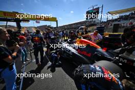 Max Verstappen (NLD) Red Bull Racing RB20 on the grid. 19.10.2024. Formula 1 World Championship, Rd 19, United States Grand Prix, Austin, Texas, USA, Sprint and Qualifying Day.