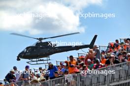 Circuit atmosphere - a helicopter. 19.10.2024. Formula 1 World Championship, Rd 19, United States Grand Prix, Austin, Texas, USA, Sprint and Qualifying Day.