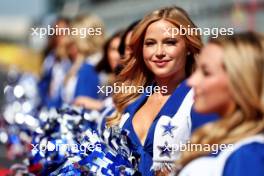 Circuit atmosphere - Dallas Cowboys Cheerleaders at the drivers' parade.  20.10.2024. Formula 1 World Championship, Rd 19, United States Grand Prix, Austin, Texas, USA, Race Day.