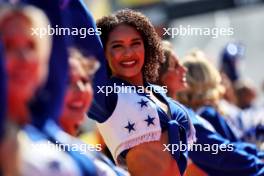 Circuit atmosphere - Dallas Cowboys Cheerleaders at the drivers' parade.  20.10.2024. Formula 1 World Championship, Rd 19, United States Grand Prix, Austin, Texas, USA, Race Day.