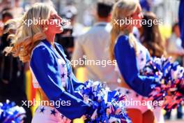 Circuit atmosphere - Dallas Cowboys Cheerleaders at the drivers' parade.  20.10.2024. Formula 1 World Championship, Rd 19, United States Grand Prix, Austin, Texas, USA, Race Day.