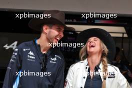 Esteban Ocon (FRA) Alpine F1 Team with Lainey Wilson (USA) Singer. 17.10.2024. Formula 1 World Championship, Rd 19, United States Grand Prix, Austin, Texas, USA, Preparation Day.