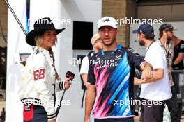 (L to R): Lainey Wilson (USA) Singer with Pierre Gasly (FRA) Alpine F1 Team. 17.10.2024. Formula 1 World Championship, Rd 19, United States Grand Prix, Austin, Texas, USA, Preparation Day.