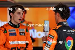 (L to R): Oscar Piastri (AUS) McLaren with team mate Lando Norris (GBR) McLaren. 17.10.2024. Formula 1 World Championship, Rd 19, United States Grand Prix, Austin, Texas, USA, Preparation Day.