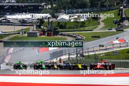 Oliver Bearman (GBR) Prema Racing leads at the start of the race. 29.06.2024. FIA Formula 2 Championship, Rd 7, Sprint Race, Spielberg, Austria, Saturday.