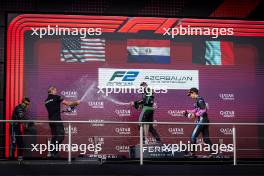 The podium (L to R): Jak Crawford (USA) Dams, second; Joshua Durksen (PAR) AIX Racing, race winner; Gabriele Mini (ITA) Prema Racing, third. 14.09.2024. FIA Formula 2 Championship, Rd 12, Sprint Race, Baku, Azerbaijan, Saturday.