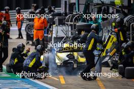 Kush Maini (IND) Invicta Racing makes a pit stop. 07.07.2024. FIA Formula 2 Championship, Rd 8, Feature Race, Silverstone, England, Sunday.