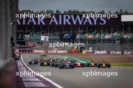 Victor Martins (FRA) ART Grand Prix leads at the start of the race. 07.07.2024. FIA Formula 2 Championship, Rd 8, Feature Race, Silverstone, England, Sunday.