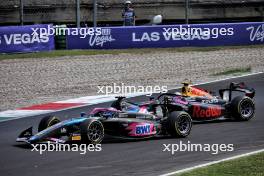 Josep Maria Marti (ESP) Campos Racing and Victor Martins (FRA) ART Grand Prix battle for position. 31.08.2024. Formula 2 Championship, Rd 11, Sprint Race, Monza, Italy, Saturday.