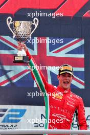 Race winner Oliver Bearman (GBR) Prema Racing celebrates on the podium. 31.08.2024. Formula 2 Championship, Rd 11, Sprint Race, Monza, Italy, Saturday.