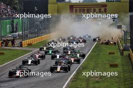 Enzo Fittiapldi (BRA) Van Amersfoort Racing leads at the start of the race as Oliver Goethe (GER) MP Motorsport crashes. 31.08.2024. Formula 2 Championship, Rd 11, Sprint Race, Monza, Italy, Saturday.