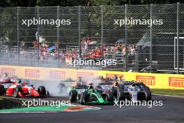 Zane Maloney (BRB) Rodin Motorsport leads at the start of the race as Paul Aron (EST) Hitech Pule-Eight is hit by Josep Maria Marti (ESP) Campos Racing. 01.09.2024. Formula 2 Championship, Rd 11, Feature Race, Monza, Italy, Sunday.