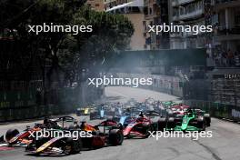 Isack Hadjar (FRA) Campos Racing at the start of the race. 25.05.2024. FIA Formula 2 Championship, Rd 5, Monte Carlo, Monaco, Sprint Race, Saturday.