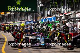 Victor Martins (FRA) ART Grand Prix makes a pit stop. 26.05.2024. FIA Formula 2 Championship, Rd 5, Monte Carlo, Monaco, Feature Race, Sunday.