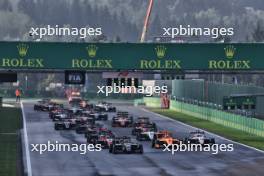 Callum Voisin (GBR) Rodin Motorsport leads at the start of the race. 28.07.2024. Formula 3 Championship, Rd 9, Feature Race, Spa-Francorchamps, Belgium, Sunday.