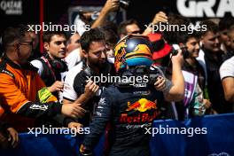 Oliver Goethe (GER) Campos Racing celebrates his third position in parc ferme. 22.06.2024. FIA Formula 3 Championship, Rd 5, Sprint Race, Barcelona, Spain, Saturday.
