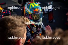 Race winner Arvid Lindblad (GBR) Prema Racing celebrates in parc ferme. 06.07.2024. FIA Formula 3 Championship, Rd 7, Sprint Race, Silverstone, England, Saturday.