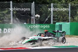 Matias Zagazeta (PER) Jenzer Motorsport spins. 30.08.2024. Formula 3 Championship, Rd 10, Monza, Italy, Friday.