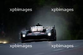 Sebastien Buemi (SUI) / Brendon Hartley (NZL) / Ryo Hirakawa (JPN) #08 Toyota Gazoo Racing, Toyota GR010, Hybrid. 16.06.2024. FIA World Endurance Championship, Round 4, Le Mans 24 Hours, Race, Le Mans, France, Sunday.