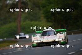Harry Tincknell (GBR) / Neel Jani (SUI) / Julien Andlauer (FRA) #99 Proton Competition Porsche 963. 15.06.2024. FIA World Endurance Championship, Round 4, Le Mans 24 Hours, Race, Le Mans, France, Saturday.