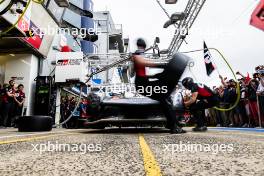 Toyota Gazoo Racing practices a pit stop. 11.06.2024. FIA World Endurance Championship, Round 4, Le Mans 24 Hours, Preview, Le Mans, France, Tuesday.