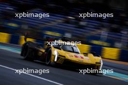 Sebastien Bourdais (FRA) / Renger Van der Zande (NLD) / Scott Dixon (NZL) #03 Cadillac Racing Cadillac V-Series.R. 16.06.2024. FIA World Endurance Championship, Round 4, Le Mans 24 Hours, Race, Le Mans, France, Sunday.