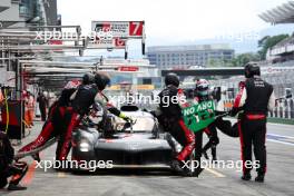 Mike Conway (GBR) / Kamui Kobayashi (JPN) / Nyck de Vries (NLD) #07 Toyota Gazoo Racing, Toyota GR010 Hybrid practices a pit stop. 13.09.2024. FIA World Endurance Championship, Round 7, Six Hours of Fuji, Fuji, Japan, Friday.