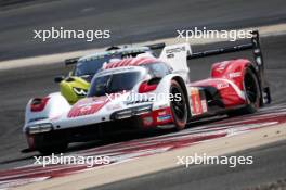 Kevin Estre (FRA) / Andre Lotterer (GER) / Laurens Vanthoor (BEL) #06 Porsche Penske Motorsport, Porsche 963. 31.10.2024. FIA World Endurance Championship, Round 8, Eight Hours of Bahrain, Sakhir, Bahrain, Thursday.