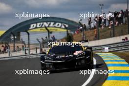 Sebastuan Baud (FRA) / Daniel Juncadella (ESP) / Hiroshi Koizumi (JPN) #82 TF Sport Corvette Z06 LMGT3.R. 07-09.06.2024. FIA World Endurance Championship, Le Mans Test, Le Mans, France.